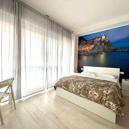 Bilocale Con Posto Auto La Chicca Del Golfo Apartment Специя Екстериор снимка