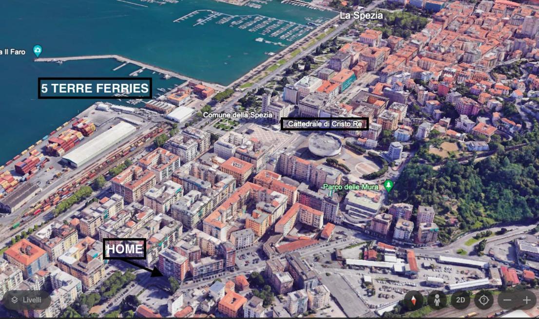 Bilocale Con Posto Auto La Chicca Del Golfo Apartment Специя Екстериор снимка